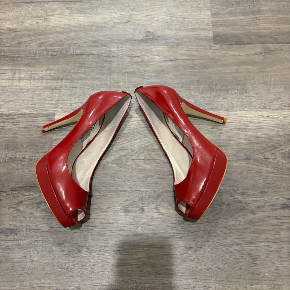 MICHAEL Michael Kors Red Patent Platform Peep Toe Heels - Picture 4 of 8